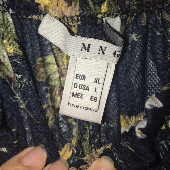 Dress - Picture 2 of 2